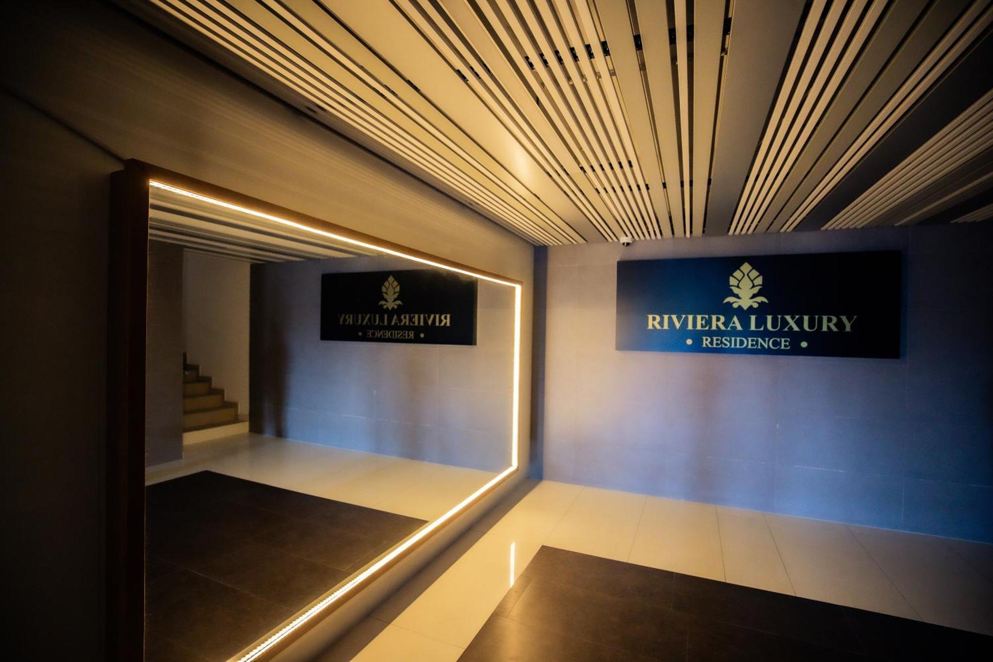 Red Hotel Riviera Suite&Lake Cluj-Napoca Buitenkant foto